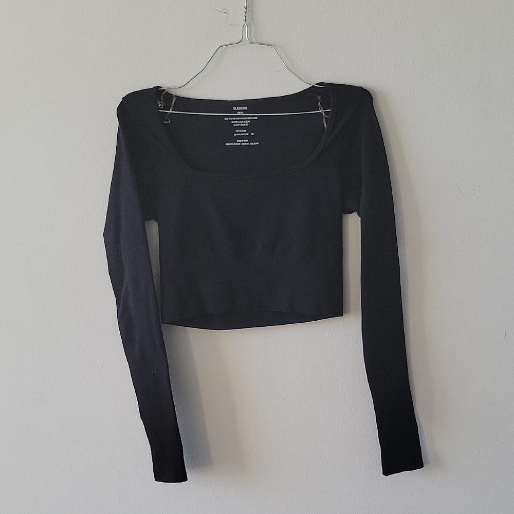 Black Long Sleeve Crop Top